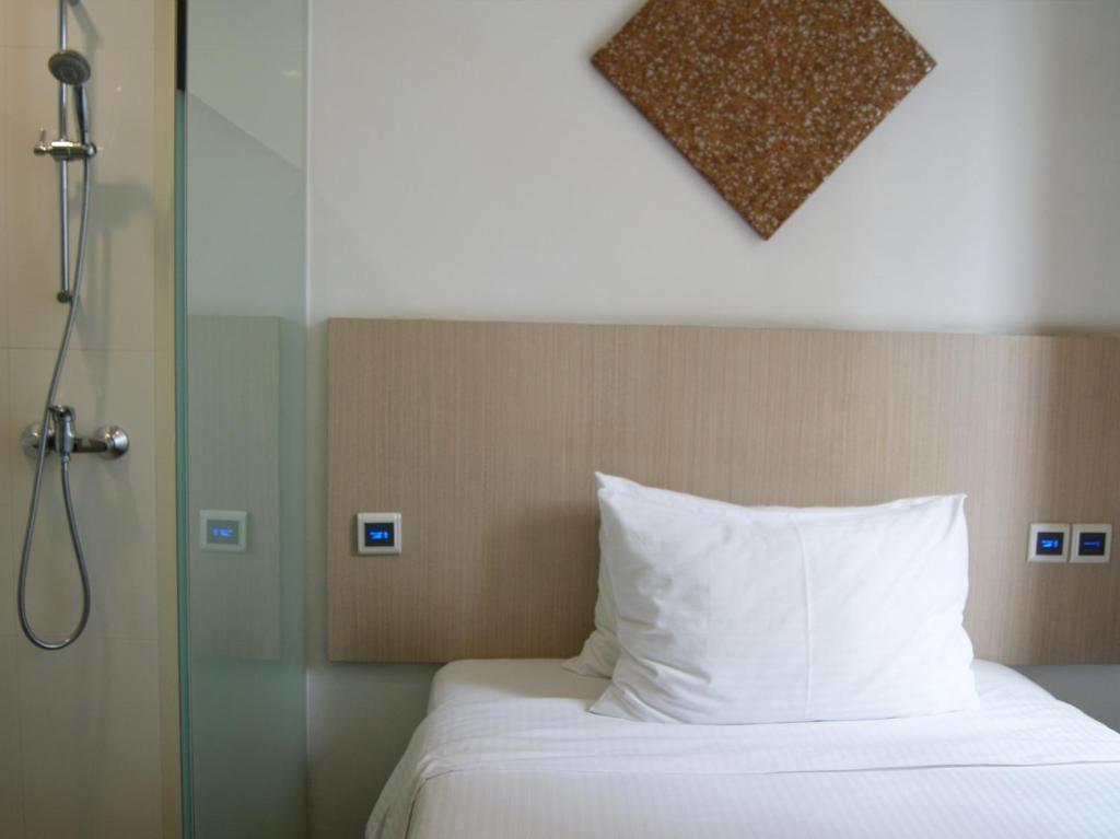 Aqueen Hotel Balestier Singapore Exterior foto